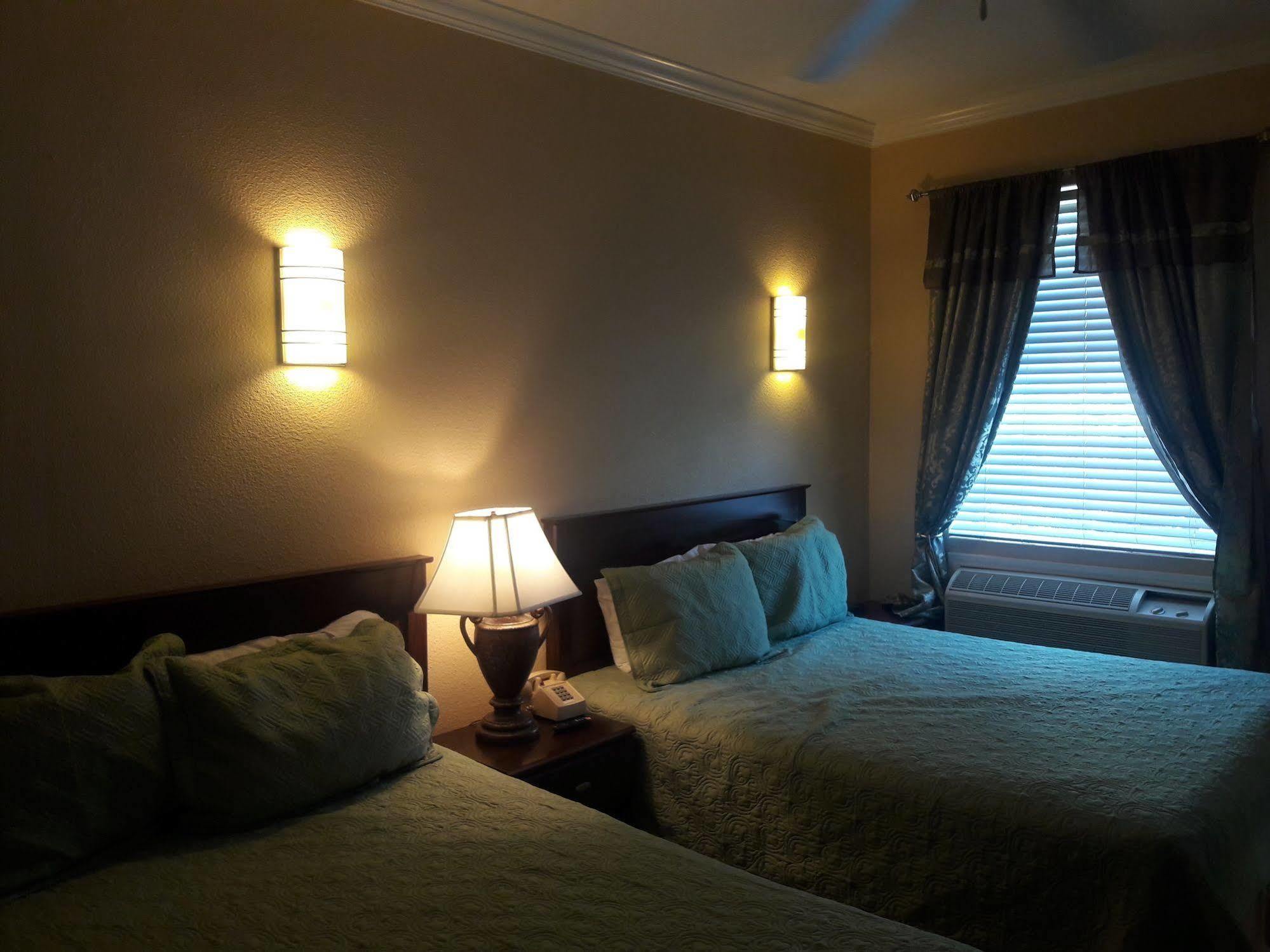 Athens Hotel & Suites Houston Exterior foto